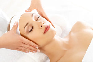 The Power of Facial Massage: Techniques and Benefits for Glowing Skin