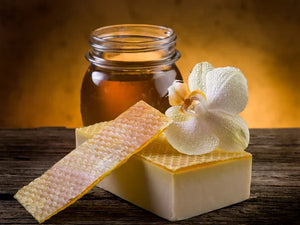 Exploring Soap Bases: Our Top 7 Reasons to Use a Honey Soap Base